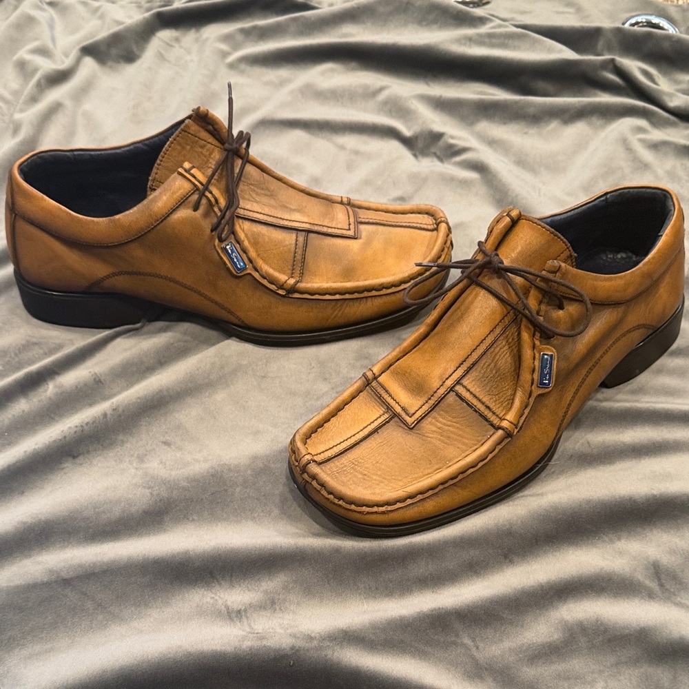 Ben Sherman Brown Leather Loafers - Picture 2 of 7
